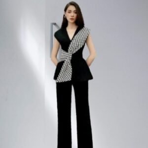stylish black checkered top & bottom set for women